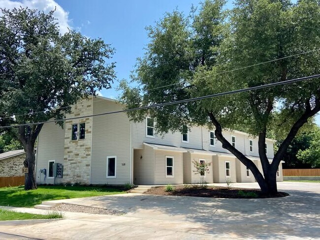 Photo - 520 S 1st Ave
