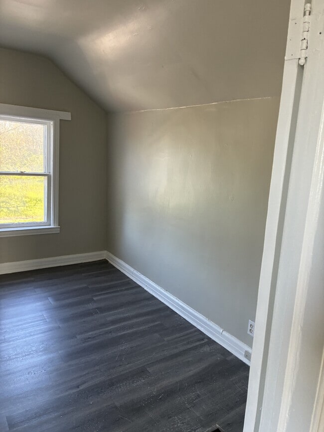Photo - 15448 Log Cabin St