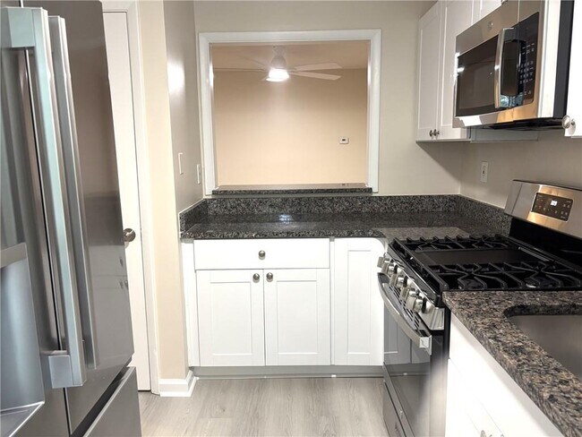 Photo - 504 Wynnes Ridge Cir SE