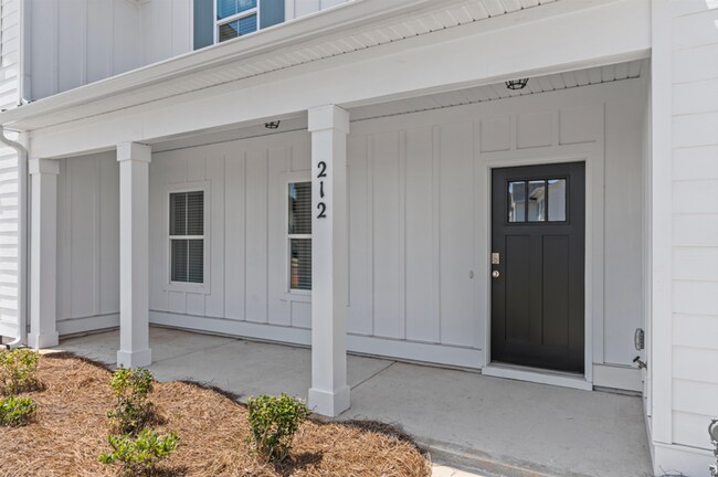 Photo - 212 Clifton Dr