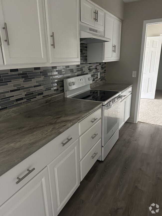 Building Photo - 5325 Territorial Rd Unit Apt.212