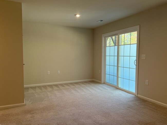 Photo - Amazing 3 Bedroom Townhome in North East R...