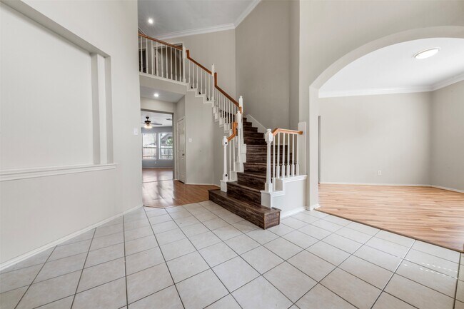 Photo - 17102 Mountain Crest Dr