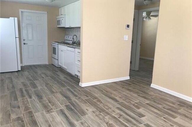 Photo - 5406 Sholtz St Unit A