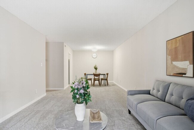Photo - 3360 Fairway Oaks Dr Unidad SI FL2-ID1613288P