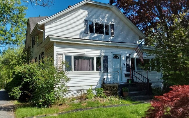 Building Photo - 19 North St Unit 2