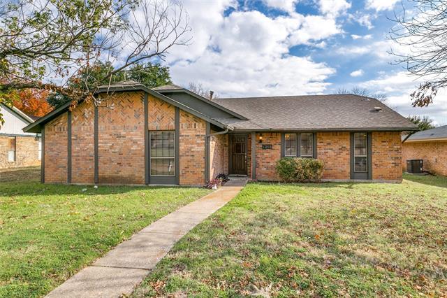 Photo - 1203 Timber Valley Dr House