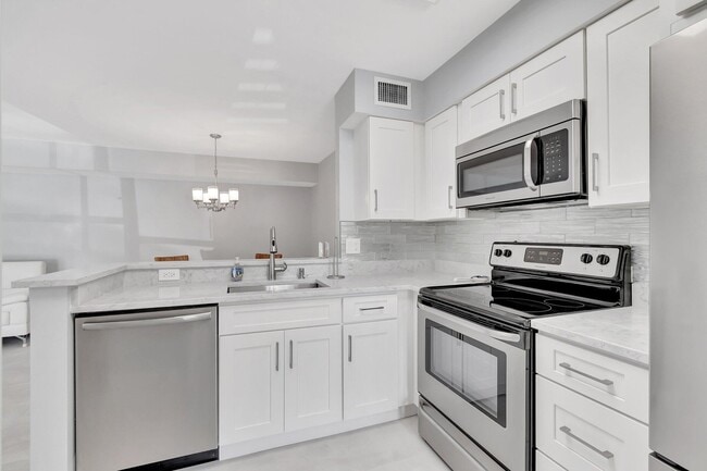 Photo - 14895 Builtmore Way Unit 109