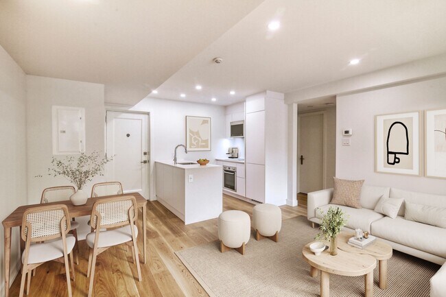 Photo - 10 Av. Rosemount Unit 107