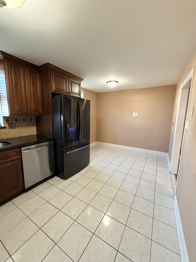 Photo - 3808 Ronnald Dr