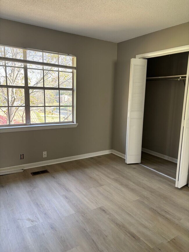 Photo - 3653 Shirl Jo Ln Unit C