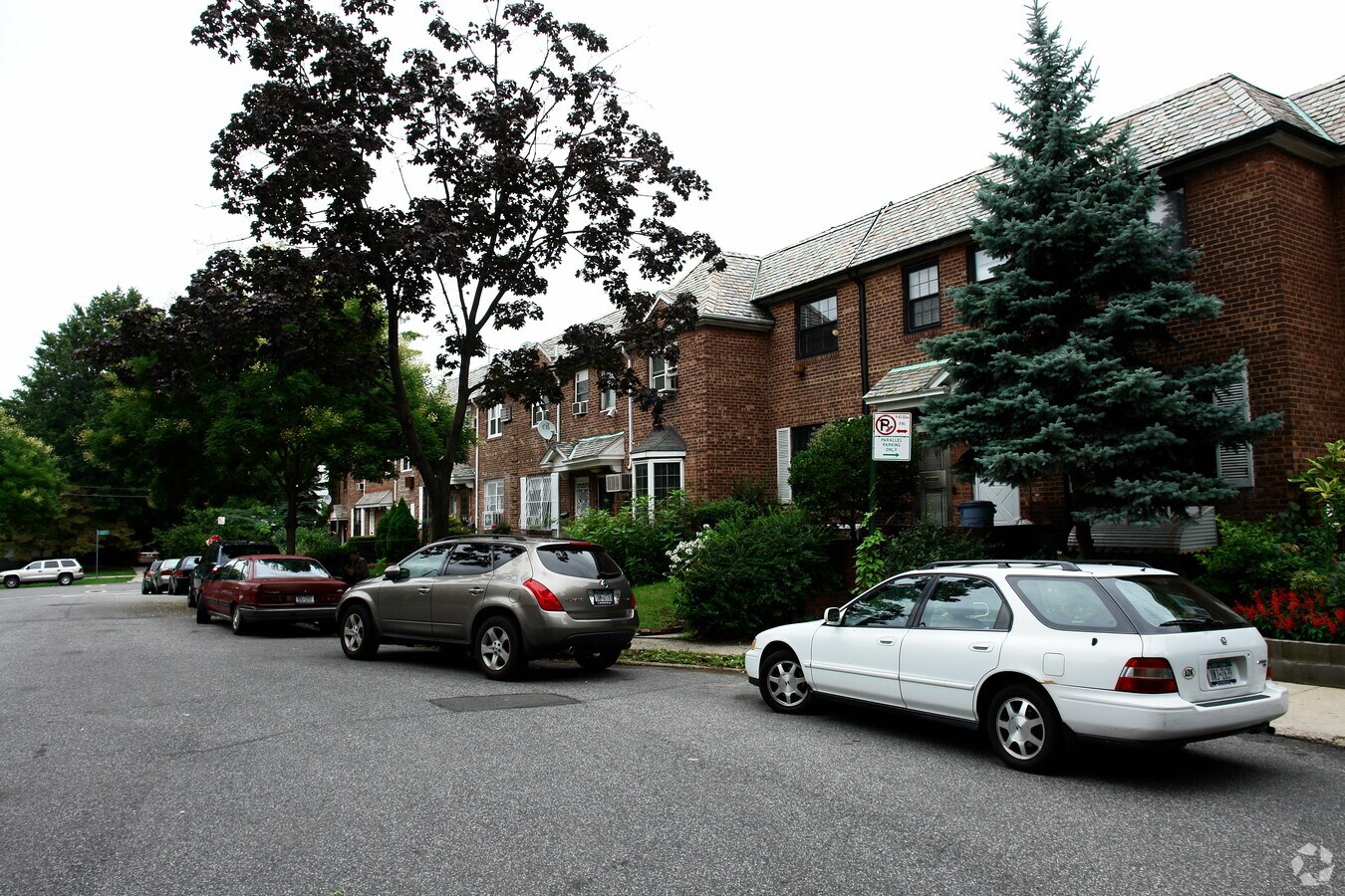 Photo - 3321 143rd St