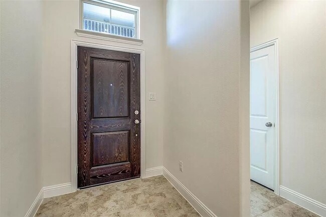 Photo - 6221 Hightower St