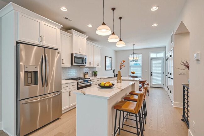 Building Photo - 5041 York Park Ln