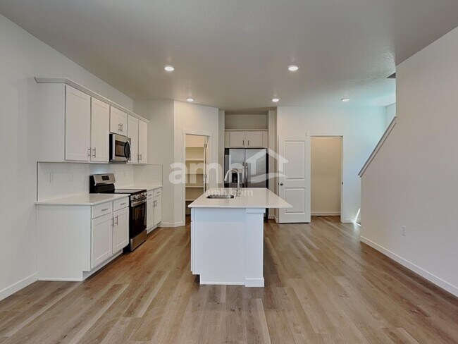 Photo - 26195 E Calhoun Pl