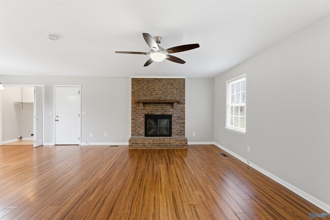 Photo - 121 Grayson Ave