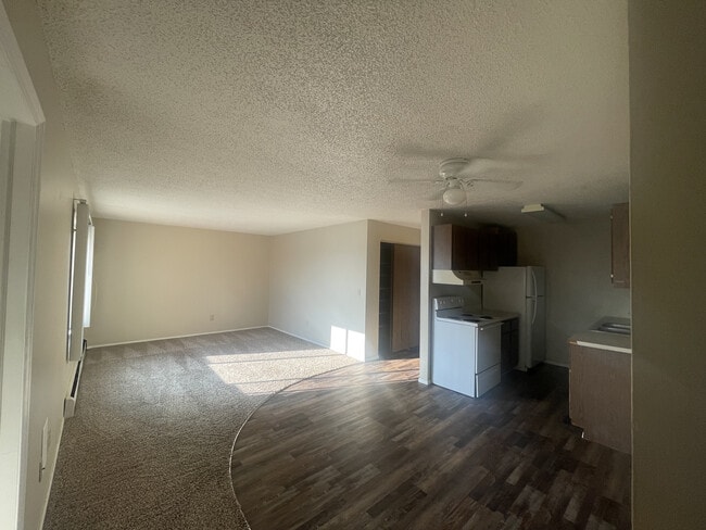 Photo - Warlow Drive