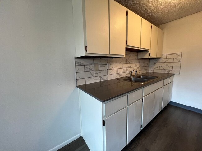 Photo - 10th Street Square Apartments Unit 10th375