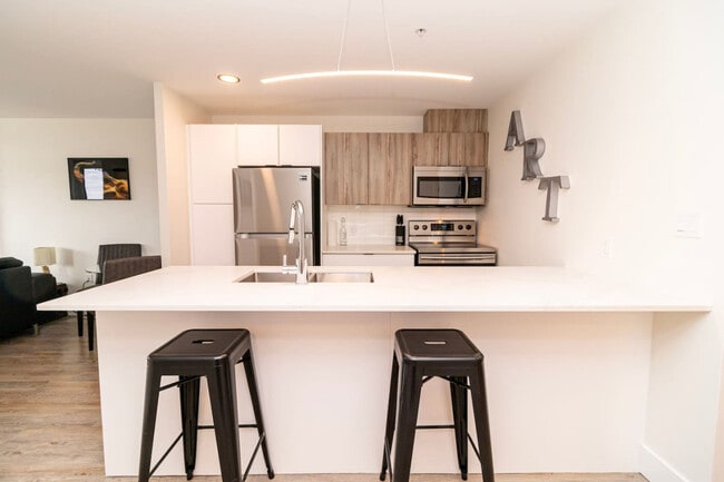 Photo - 3075 Devonshire Ave Unit SI ID1222924P