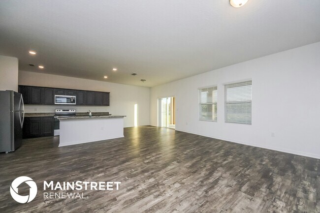 Photo - 158 Hidden Lk Lp