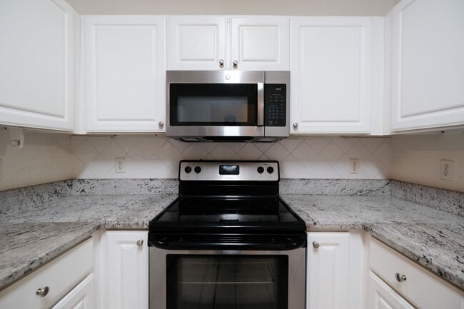Photo - 4007 Westchester Ridge NE
