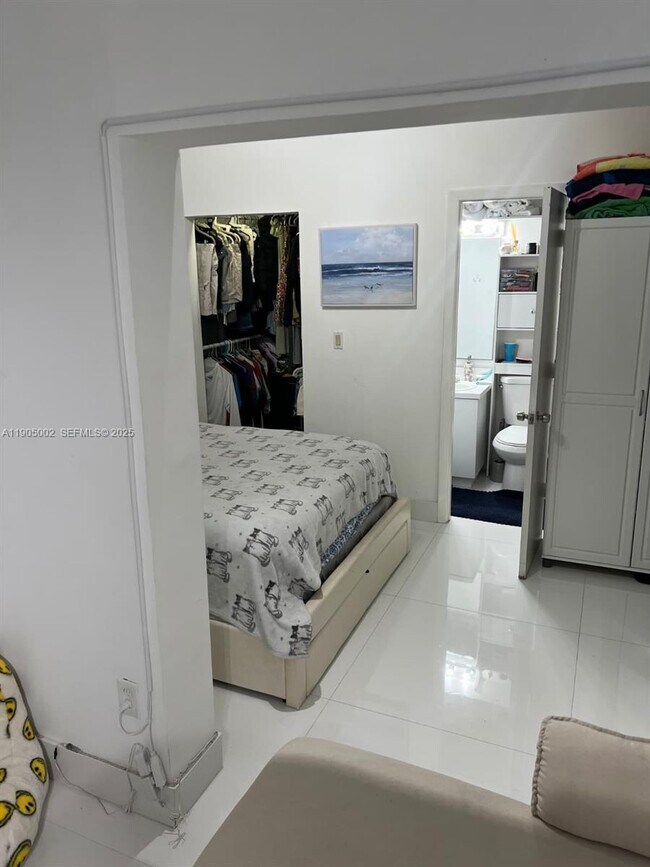 Photo - 246 Poinciana Island Dr Unidad 504