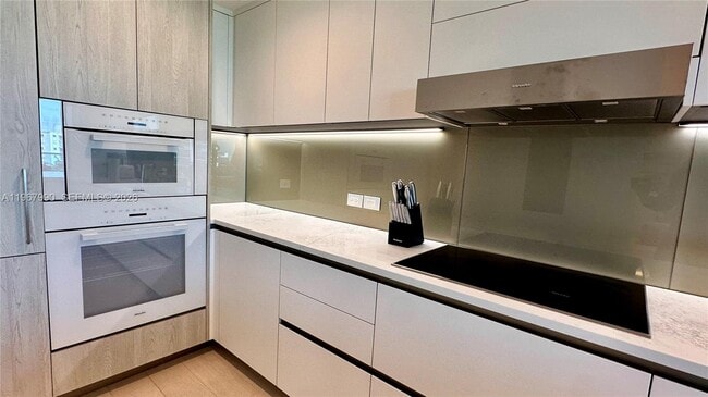 Photo - 9201 E Bay Harbor Dr Unit 504