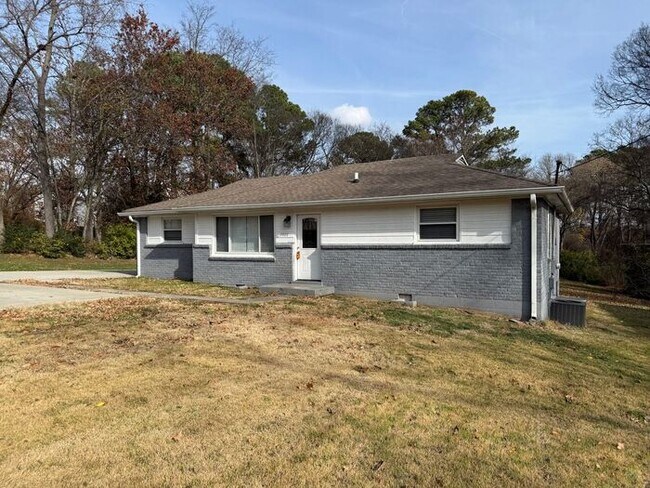 Photo - FOR RENT - 3 Bed 2 Bath House in South Nash - Pet Friendly