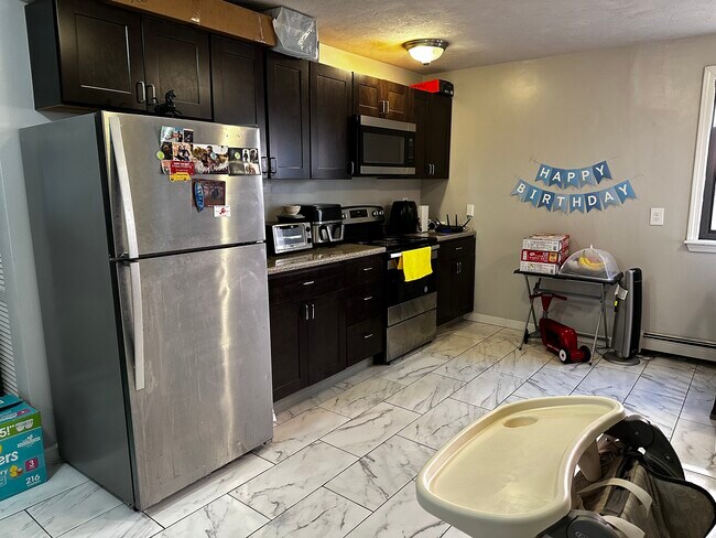 Building Photo - 60 Leo M Birmingham Pky Unit 1