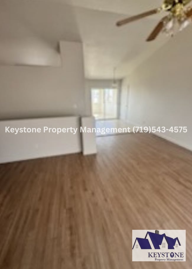 Photo - Located On A Quiet Cul-de-sac -  3 Plus Bedrooms/3 Bathroom/2 Car Garage $1800/$1800