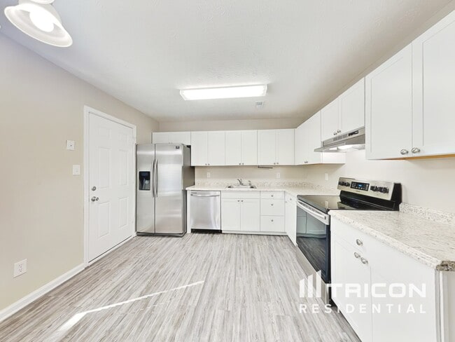 Photo - 355 Paula Ct