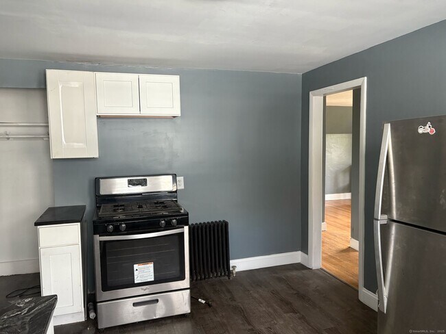 Photo - 319 Sherman Ave Unit 3rd fl -Front