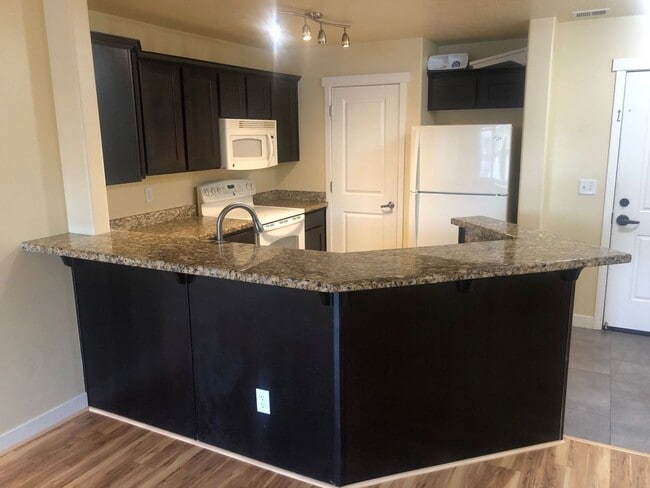 Photo - Stunning Down Town Condo in Secure Building Unidad 304