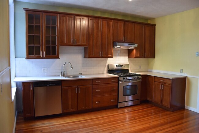 Photo - 134 Fuller St Unit 3