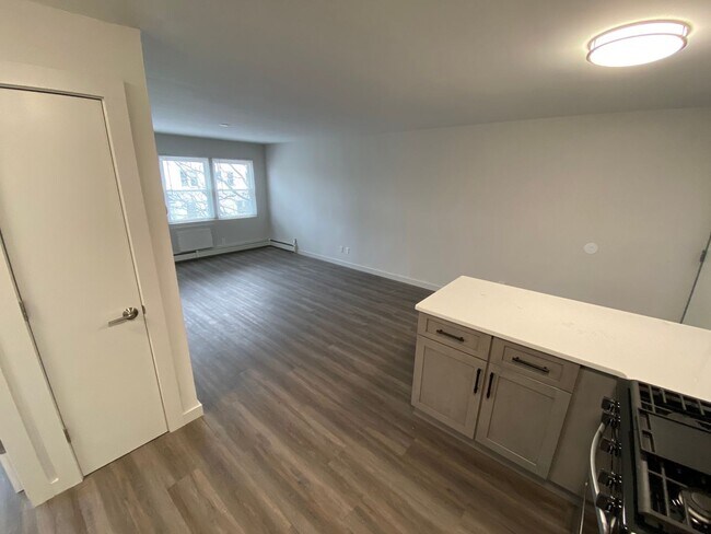 Photo - 212 3rd Ave