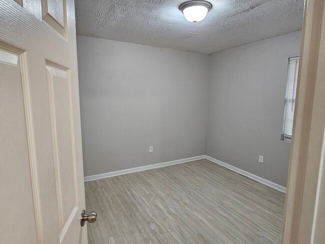 Photo - Lawrence Rd 227-229 (Duplex) Unit Lawrence Rd 229