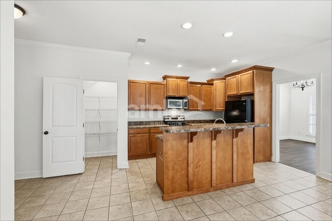 Photo - 5966 Armadale Dr