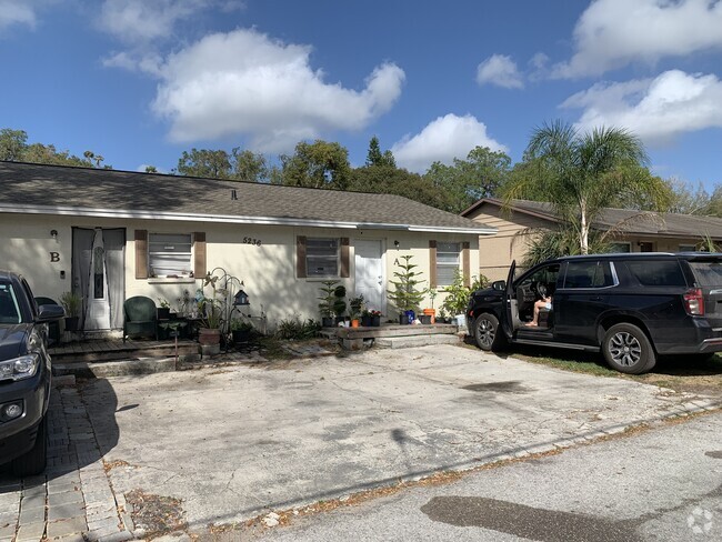 Building Photo - 5236 Cherry Ave Rental
