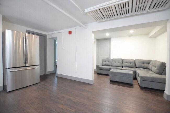 Photo - 306 Bryant Ave Unit Apt 1