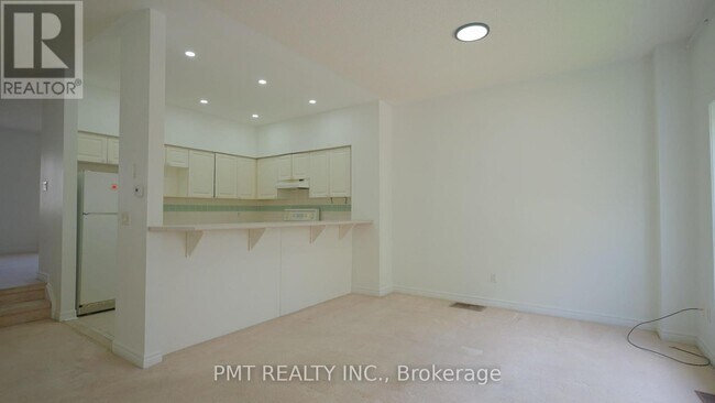 Photo - 238 Galloway Rd