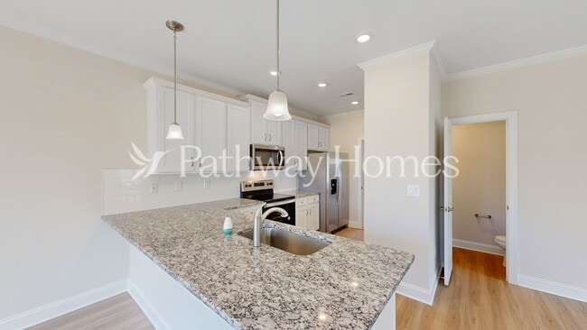 Photo - 108 S Sina St