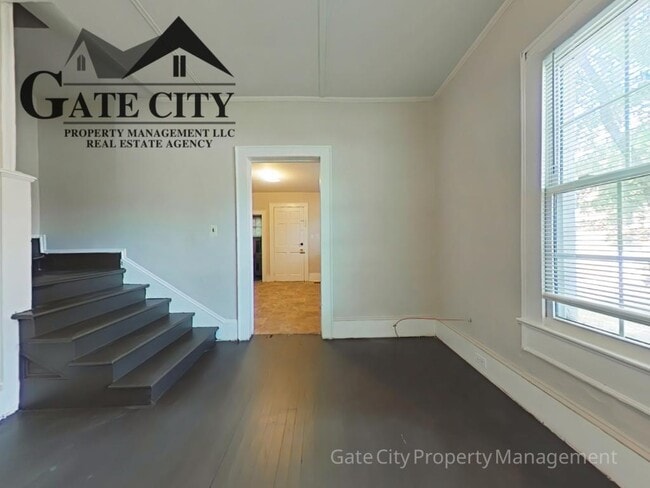 224 N Dunleith Ave