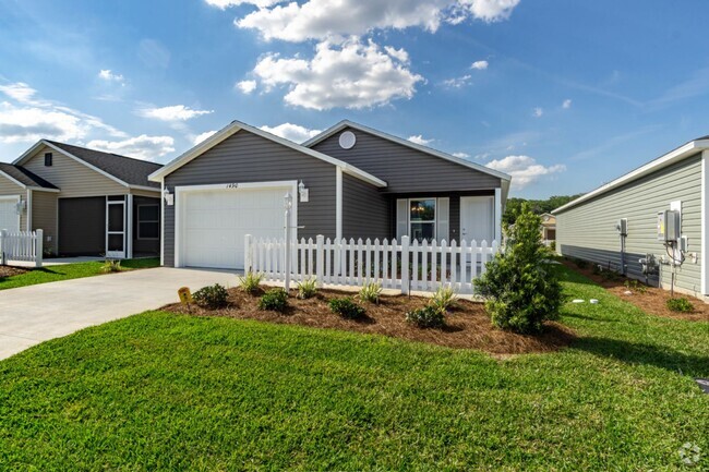 Building Photo - Village of St. John Rental