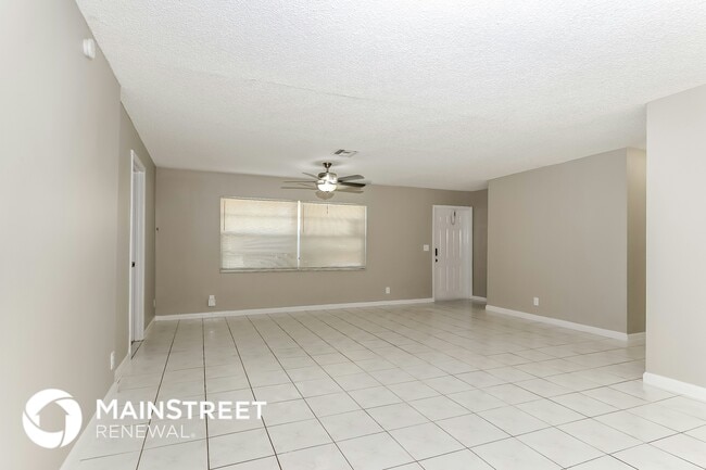 Photo - 2152 NE 1st Ct