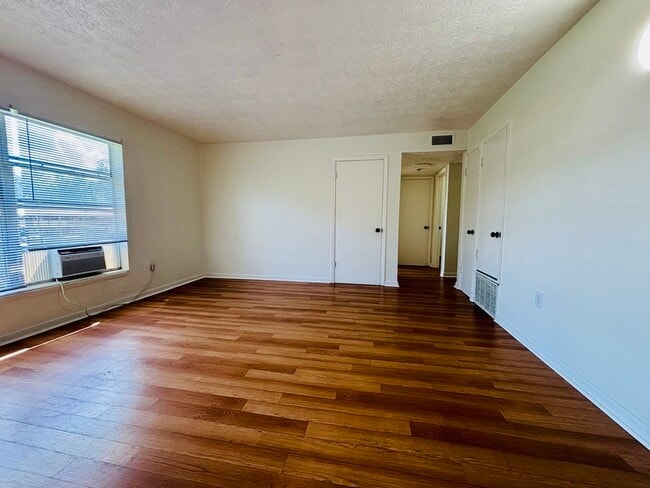 Photo - 922 E Brownlee St