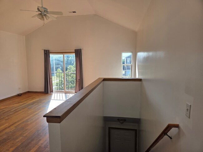 1259 S Kolin Ave Unit 3