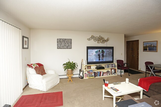 Westwood Chateau Apartments