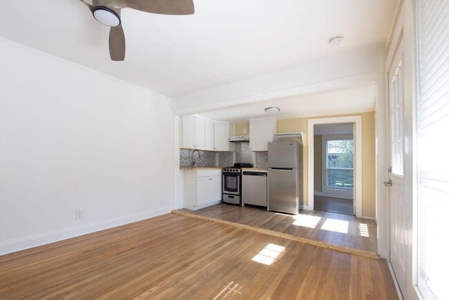 Photo - 1115 Enfield Rd Unit C