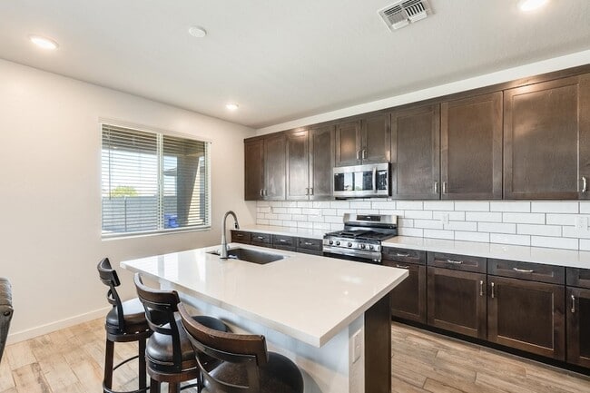 Photo - 17056 W Red Bird Rd
