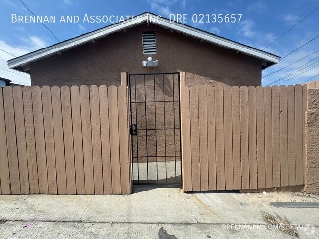 Building Photo - 3011 Franklin Ave Rental
